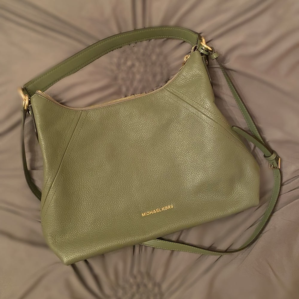 Michael Kors Aria Large Shoulder Bag